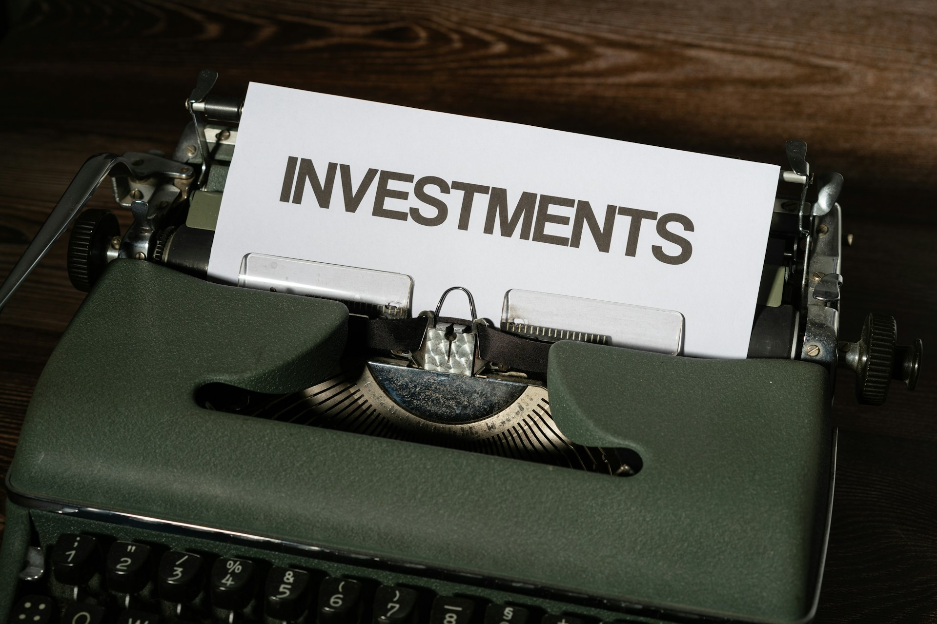 Investimet e huaja në Shqipëri: Ligji, sfidat dhe çfarë duhet të ndryshojë